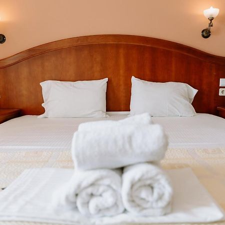 Arilla Beach Hotel Perdika  Bagian luar foto