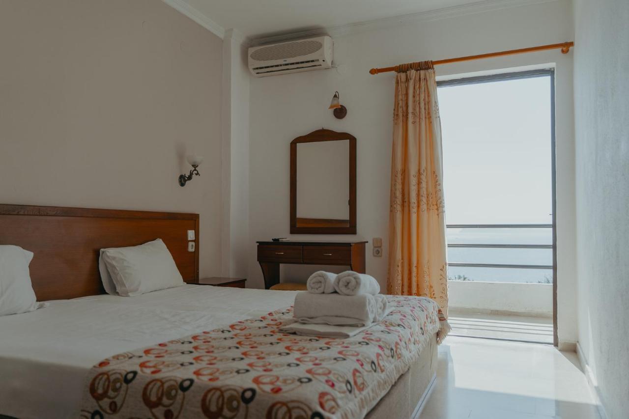 Arilla Beach Hotel Perdika  Bagian luar foto